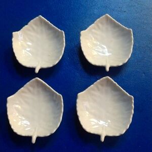 Vtg Tea Tidy Porcelain Leaf Dishes 3.5"L x 3.0"W Set of 4